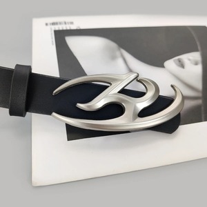 Cinturón informal de piel de vaca de cuero genuino de alta calidad, hebilla de aleación automática de moda Unisex para hombre - Product Image 2