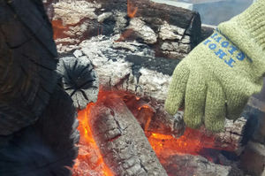 Gant de sécurité de protection personnelle Thor de Corée pour le camping et le travail Gants résistants à la chaleur et aux coupures - Product Image 4