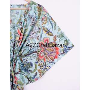 Bata de Mujer Elegante y Lujosa de Algodón 100% con Estampado Floral Primaveral Vintage, Manga Tres Cuartos, Larga hasta el Tobillo, para Dormir o para la Playa - Product Image 4