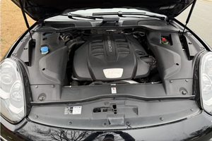 RUSH GOOD - Vehículo Usado con Volante a la Izquierda |   CONDUCCIÓN DERECHA |   Porsche Cayenne Diesel 2016 - Product Image 5