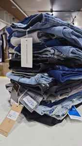 Jeans slim fit pour homme, coupe droite mi-longue, adoucissant, séchage rapide personnalisé, écologique, 100% coton, tendance streetwear, look rétro, diversifié, coloré - Product Image 2