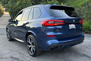 BMW X5 M50i 2022 Usado, Motor Turbo V8 de 523 hp - Product Image 2