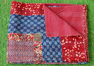 Manta azul hecha a mano para envolver Indigo, decorativa, teñida a mano, Lisa - Product Image 6