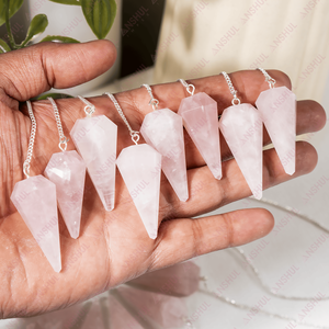 Venta al por mayor de péndulos de cuarzo rosa tallados y facetados, piedras preciosas ecológicas para sanación con Feng Shui - Product Image 1