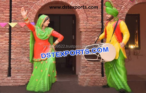 Statue de danse traditionnelle Jatt Jatii Punjabi multicolore pour la décoration de soirées DJ culturelles Punjabi, événements en Irlande - Product Image 5