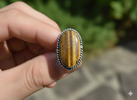 Bague artisanale en laiton plaqué argent avec pierre naturelle œil de tigre ovale, bijou bohème unique pour mariage et soirée, pour hommes et femmes