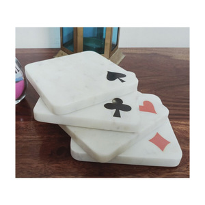 Meilleures ventes Ensemble de sous-verres en marbre blanc de 10 cm de forme carrée solide et durable pour la maison, l'hôtel ou la cuisine - Product Image 1