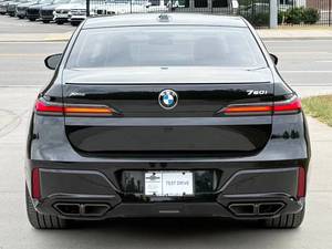 BMW Série 7 60i xDrive d'occasion haut de gamme à prix réduit à vendre - Product Image 6