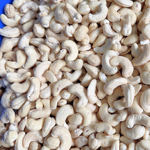Prix d'usine bon marché W180 W240 W320 W450 Noix de cajou grillées Fournisseurs de noix de cajou Santigo Vietnam Avec taxe gratuite - Product Image 1