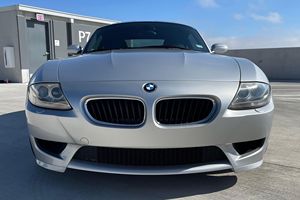 Offre Spéciale : BMW Z4 Coupé d'occasion en excellent état - Prêt à être expédié - Product Image 1