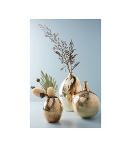 High Variety of Modern Metal <b>Table</b> Decorative <b>Table</b> Vases for Home Decor in Reasonable Prices for Export From India - Product Image 6