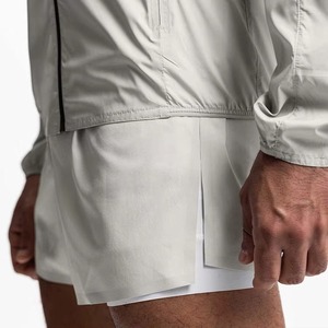 Vente de gros Short de sport sportif pour homme, short de course athlétique, séchage rapide, style décontracté, fendu sur le côté, écologique 2 en 1 - Product Image 1