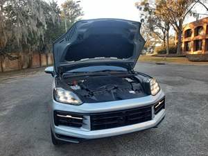 Cayenne Turbo V6 2024, transmission intégrale, pack Premium Plus, non modifiée - Product Image 6