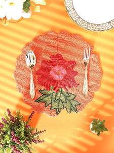 Hot Selling Modern Glass <b>Beaded</b> <b>Placemat</b> Wedding Dining Table Handicraft With Flower Shaped Top for Mat & Pads - Product Image 6