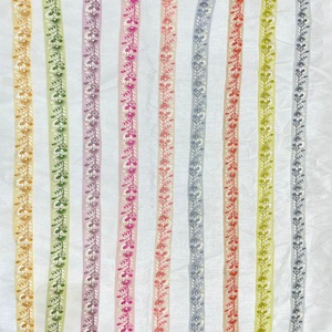 Cordones Bordados florales hechos a medida en tamaño 1 pulgada en adelante para diseñadores de vestidos con ribete de encaje floral a medida - Product Image 1