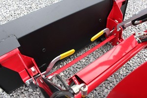 Tractor Mahindra de Calidad, 70HP, 4WD, Transmisión por Engranajes, Tractor Agrícola de Alta Productividad con Motor, Bomba de Caja de Cambios y Accesorios Gratuitos - Product Image 4
