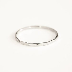 แหวนมินิมอลสายรัดสีทองที่เติมเต็มด้วยทองดีไซน์ที่ไม่ซ้ำกันดีไซน์สำหรับผู้หญิงแหวนหมั้นครบรอบการออกแบบที่กำหนดเอง925วงเงินสเตอร์ลิง - Product Image 2