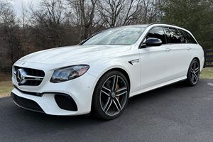 Mercedes-Benz AMG E63 S Wagon Plus 2018 Usado en Buen Estado, Sin Accidentes, Volante a la Izquierda/Derecha - Product Image 4
