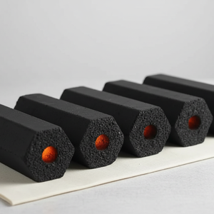 Briquettes de charbon de coco sans odeur et sans fumée pour barbecue, usage en restaurant et industriel, écologiques, longue durée de combustion - Product Image 1