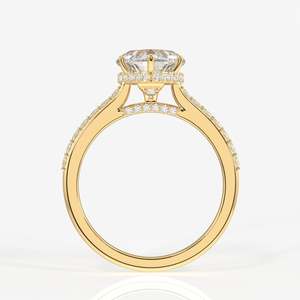 แหวนเพชรทรงหัวใจเพาะเลี้ยงในห้องปฏิบัติการ พร้อมวงแหวนทองคำ 18K ประดับด้วยเฮโลแบบซ่อน - Product Image 4