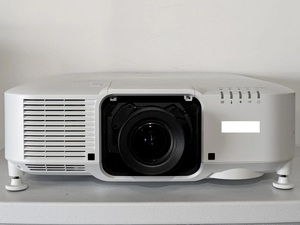 Projecteur EB-PU1007W disponible dès maintenant, 3005 heures d'autonomie - Product Image 6