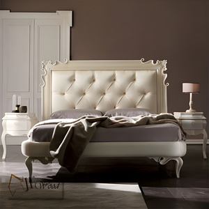 Juego de cama de lujo hecho a mano de madera de caoba duradera inspirada en grandeza para el espacio del sueño diseño chileno - Product Image 1