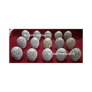 Magnifique Porte-Bougie en Pierre Naturelle Sculptée avec un Beau Design Floral Classique Fait à la Main pour les Cadeaux d'Affaires - Product Image 1