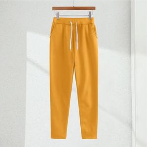 Survêtement à capuche pour femme de qualité supérieure, taille et couleur personnalisées, survêtements solides et légers pour femme avec logo et couleur personnalisés - Product Image 6