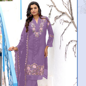 Exclusivo Conjunto de Shalwar Kameez de Georgette Bordado, Colección de Invierno para Bodas, con Dupatta, Ropa India y Pakistaní - Product Image 1