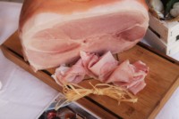 Jambon de Parme italien, noué à la main, cuit en boîte