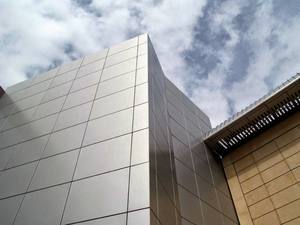 Panneau de revêtement de façade de ventilation de conception de trou perforé ACP ACM UV Print Échantillons gratuits - Product Image 4