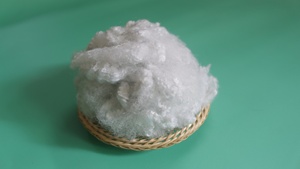 Chất lượng cao 6D HC Slick Trắng tái chế holow liên hợp vikohasan <span class=keywords><strong>PSF</strong></span> nhà sản xuất để làm đầy Đồ chơi gối sofa bông thủy tinh - Product Image 3