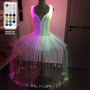 تنورة زي الباليه الضوئية من الألياف اللامع ذات اللون المتغير ويمكن تصميمها بنفسك باستخدام جهاز التحكم عن بعد - Product Image 5