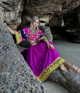 Robe en velours afghan traditionnelle brodée Salwar Kameez pour femmes, faite à la main, pour les fêtes de mariage, en coton taille personnalisée - Product Image 4