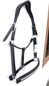 Licol de luxe en cuir incrusté de cristaux, couronne anatomique, soulagement de la pression, doublure rembourrée, accessoire d'équitation scintillant pour concours - Product Image 6