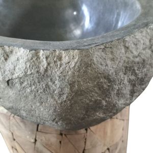 Lavabo Minimalista de Mármol Hecho a Mano por Artesanos II, Mármol Natural de Primera Calidad para Baños y Hoteles Modernos de Lujo - Product Image 3