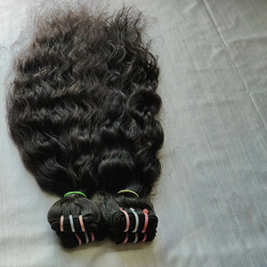 EXTENSIONES DE CABELLO HUMANO REMY DEL TEMPLO INDIO RIZADO INDIO CRUDO SIN PROCESAR DE LA FÁBRICA DEL SUR DE LA INDIA PRECIOS AL POR MAYOR BARATOS 22 "PULGADAS - Product Image 1