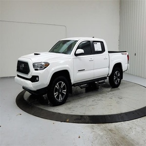 Pick-up Tacoma 2019 d'occasion en excellent état, transmission automatique, 6 vitesses, 278 ch, 3.5L V6, gris, traction avant, modèle TRD Pro, prêt pour la livraison. - Product Image 1