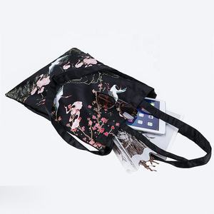 Bolsa de Mano Reutilizable Personalizada de Lona Rpet de Moda para Mujer con Cremallera para la Vida Diaria y Compras en el Supermercado - Product Image 5