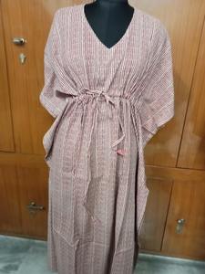 Caftan d'été en coton imprimé de blocs pour les vêtements de plage ou les vêtements de nuit Cadeau parfait pour elle Robe Maxi - Product Image 3