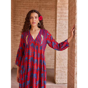 Robe maxi gothique florale Gajgamini, longueur au sol, pour les journées d'automne semi-formelles - Product Image 5
