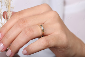 Bague de mariage en diamant fait main Baguette Cut Lab Grown 14k Yellow Gold Solitaire Rings Minimalist Design Custom Rings - Product Image 6