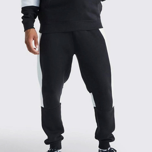 Costume personnalisé OEM ensemble deux pièces court survêtement à capuche survêtement pull en coton survêtement coupe-vent pour hommes personnalisé - Product Image 6