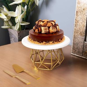 Soporte de pastel de metal resistente a la oxidación de alta calidad, perfecto para bodas, fiestas y ocasiones especiales para exportación mundial desde la India - Product Image 3