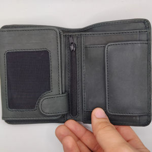 Porte-cartes en cuir véritable pour hommes Logo personnalisé avec protection RFID Multiple Slots Coin Pocket Ultrasoft Lining Wholesale - Product Image 1