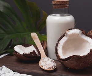 Coco maduro semi descascarillado orgánico - Product Image 1