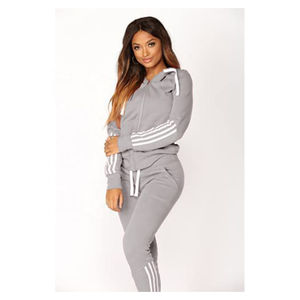 Ensemble de survêtement personnalisé Sweat à capuche sport pour femmes Survêtement surdimensionné à la mode pour l'hiver pour femme - Product Image 6