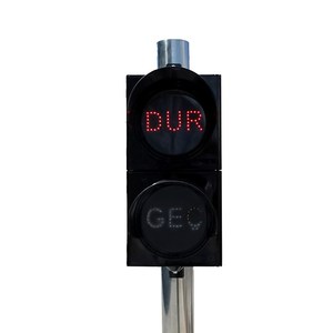 Feux de sécurité routière LED en plastique noir de 200 mm avec protection IP65 - Product Image 2