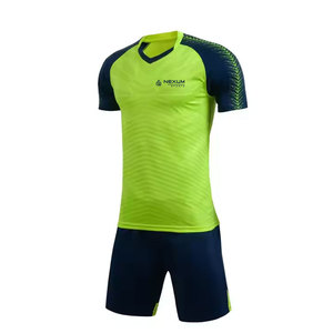 Nuevo diseño, logotipo personalizado, uniforme de fútbol personalizado, superventas, uniforme de fútbol, diseño propio de su uniforme de fútbol - Product Image 2