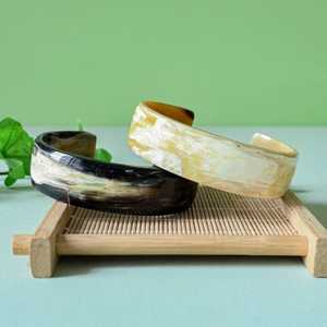 Brazalete de cuerno natural de alta calidad, joyería para mujer, brazalete de cuerno de búfalo hecho a mano, a la venta a bajo costo - Product Image 3